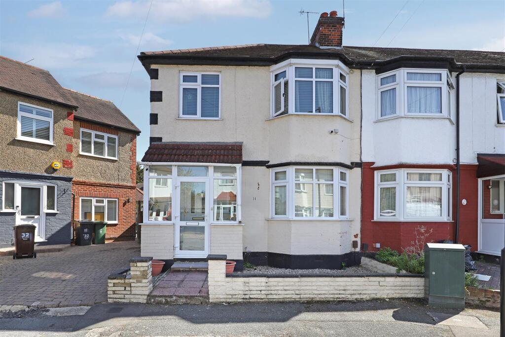 Main image of property: St Johns Road, Chingford