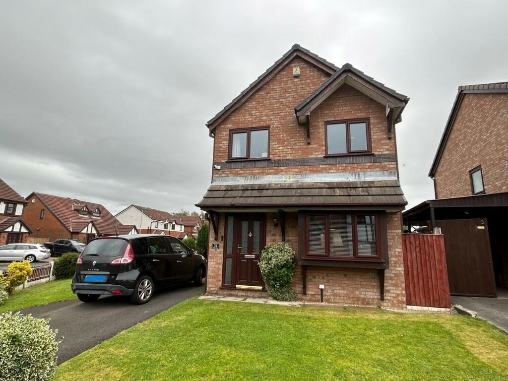 3 bedroom detached house for sale in Bexhill Drive, Leigh, Greater