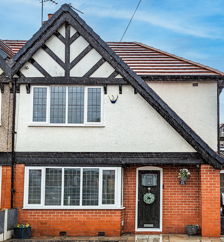 3 bedroom semidetached house for sale in Brookfield Street, Leigh