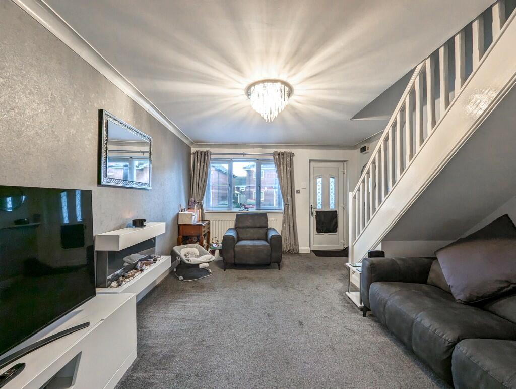 2 bedroom town house for sale in Padiham Close, Leigh, Greater