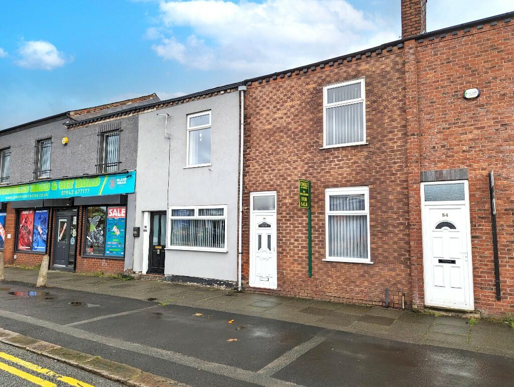 2 bedroom terraced house for sale in Leigh Road, Leigh, Greater