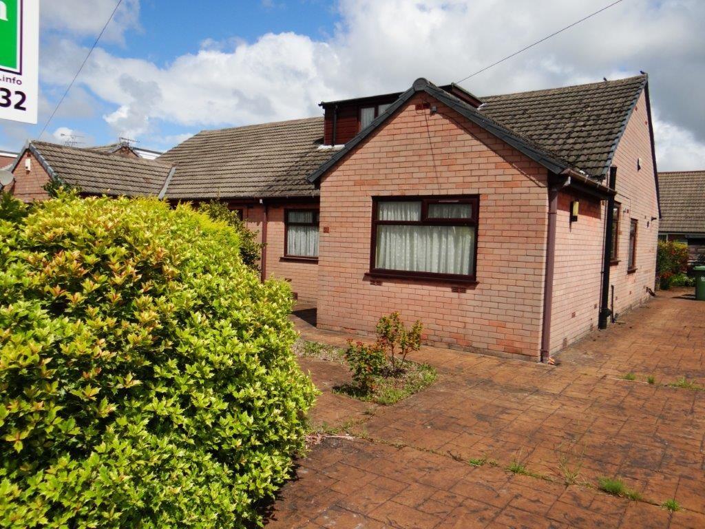 4 bedroom semidetached house for sale in Ludlow Avenue, WN2