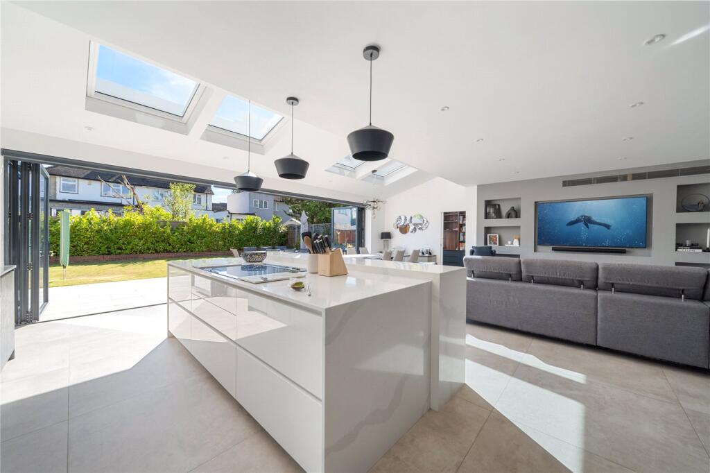 Main image of property: Carlton Close, Edgware, HA8