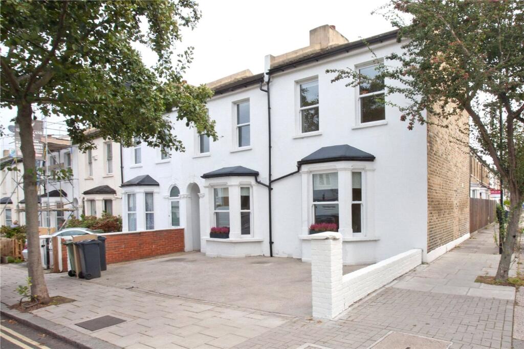 Main image of property: Cambria Road, London, SE5