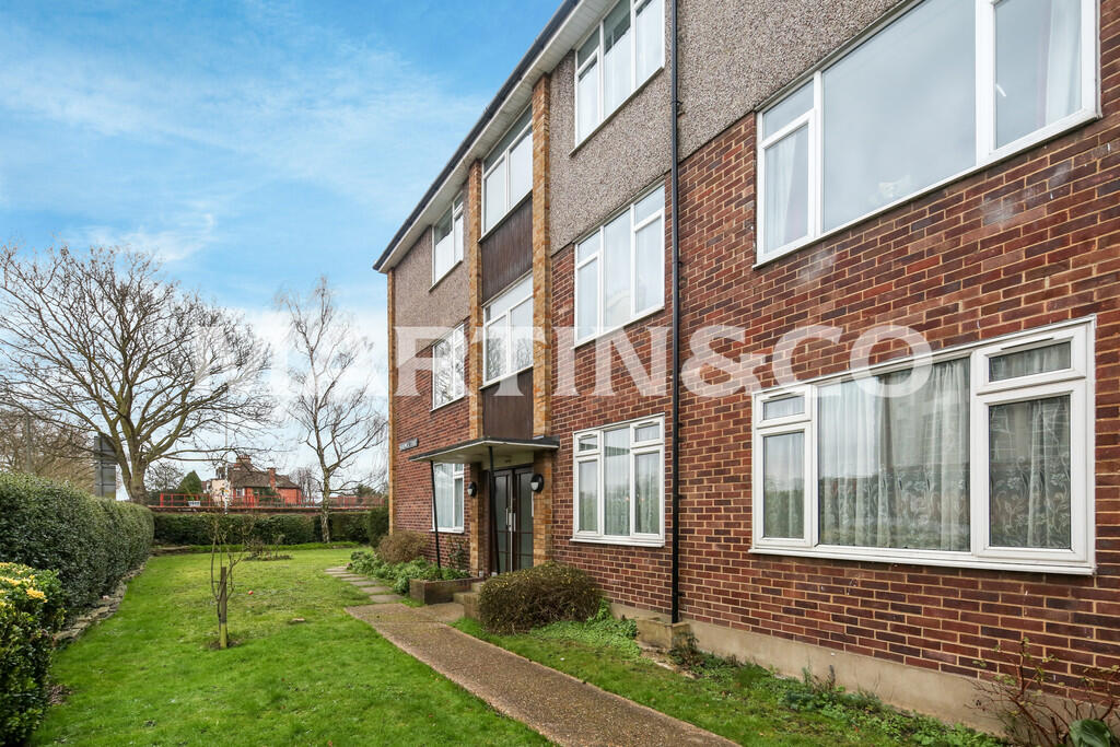 Main image of property: Hardwick Court, Cambridge Park