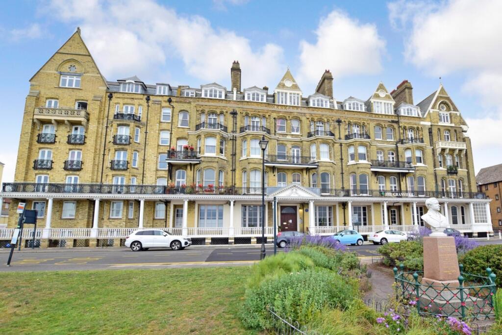 1 bedroom flat for rent in Victoria Parade Ramsgate CT11