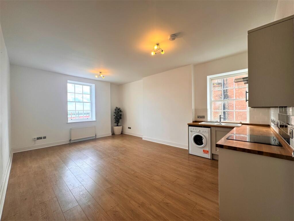1 bedroom apartment for rent in Harbour Parade Ramsgate CT11