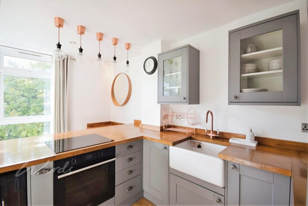 1 bedroom apartment for rent in Pegwell Road Ramsgate CT11