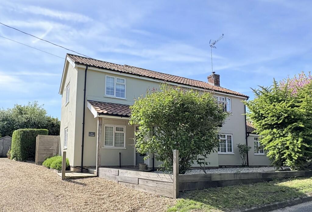 Main image of property: Ipswich Road, Charsfield, IP13