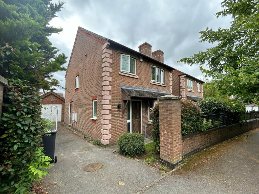 Main image of property: Woodlea Drive, Meanwood, Leeds, LS6