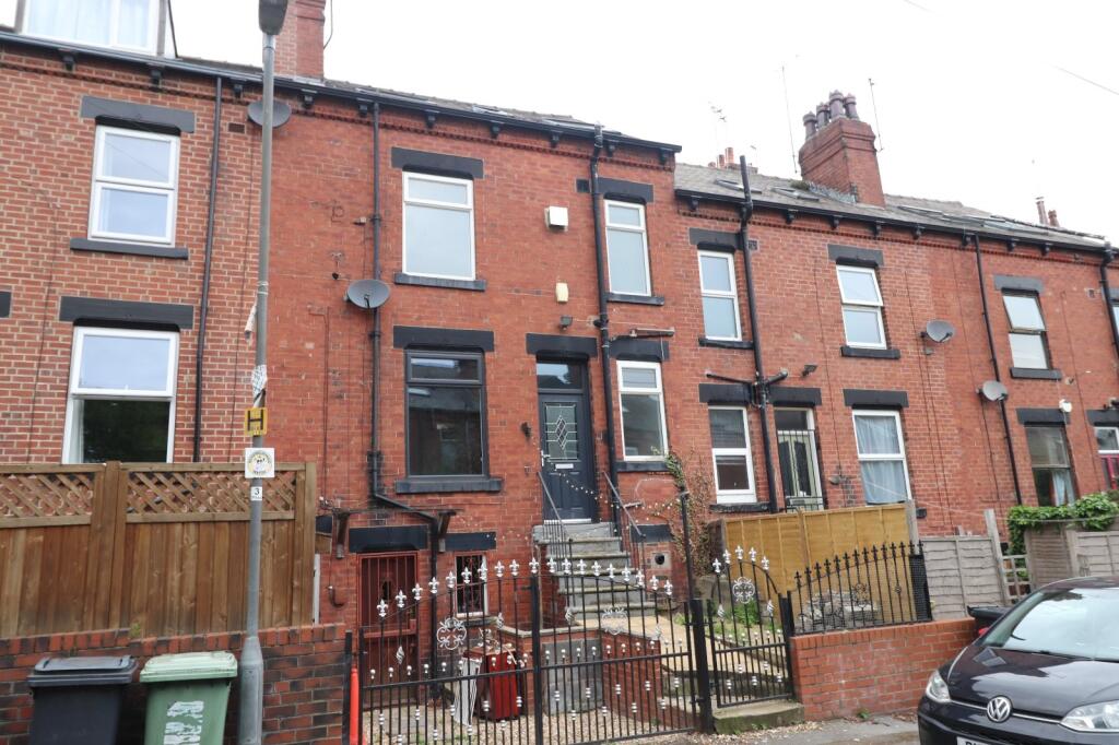 Main image of property: Pasture View, Armley, Leeds, LS12