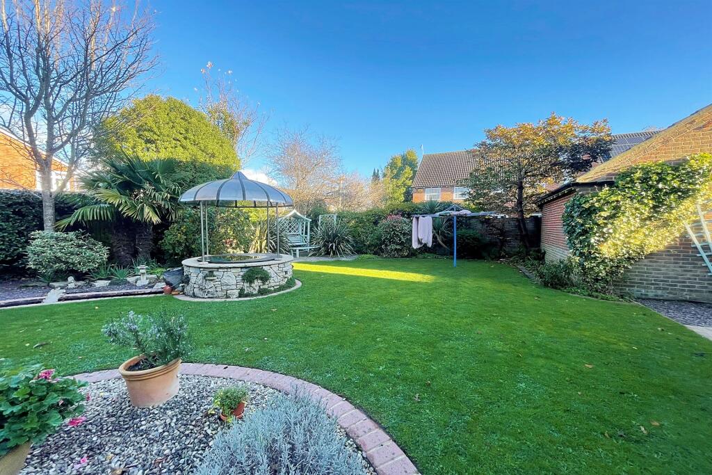 Additional property image - Ferndown