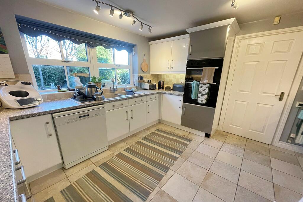 Additional property image - Ferndown
