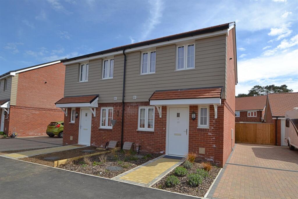 Main image of property: Fordingbridge