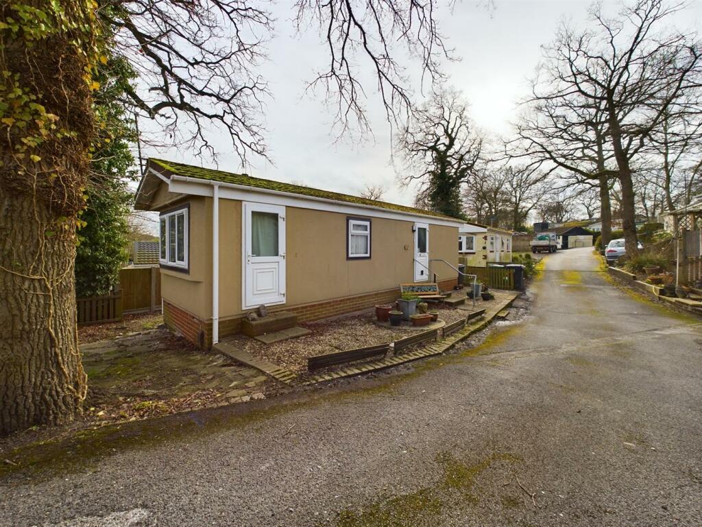 1 bedroom park home for sale in Garston Park, Tilehurst, Reading, RG31