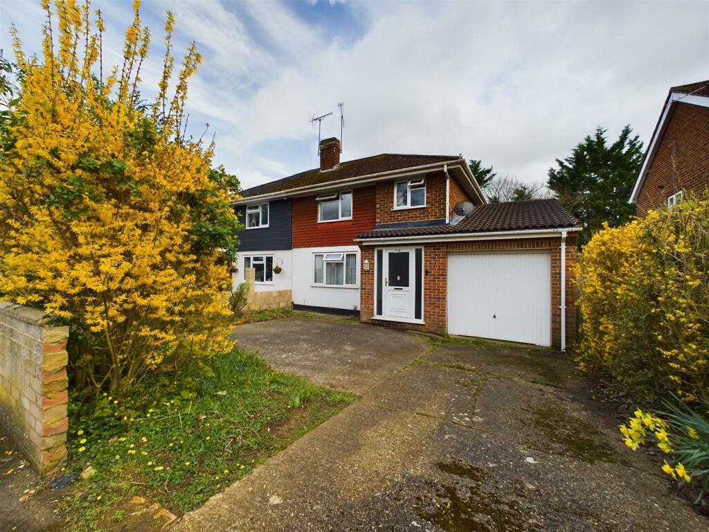 3 bedroom semidetached house for sale in 79 Fairford Road, Tilehurst