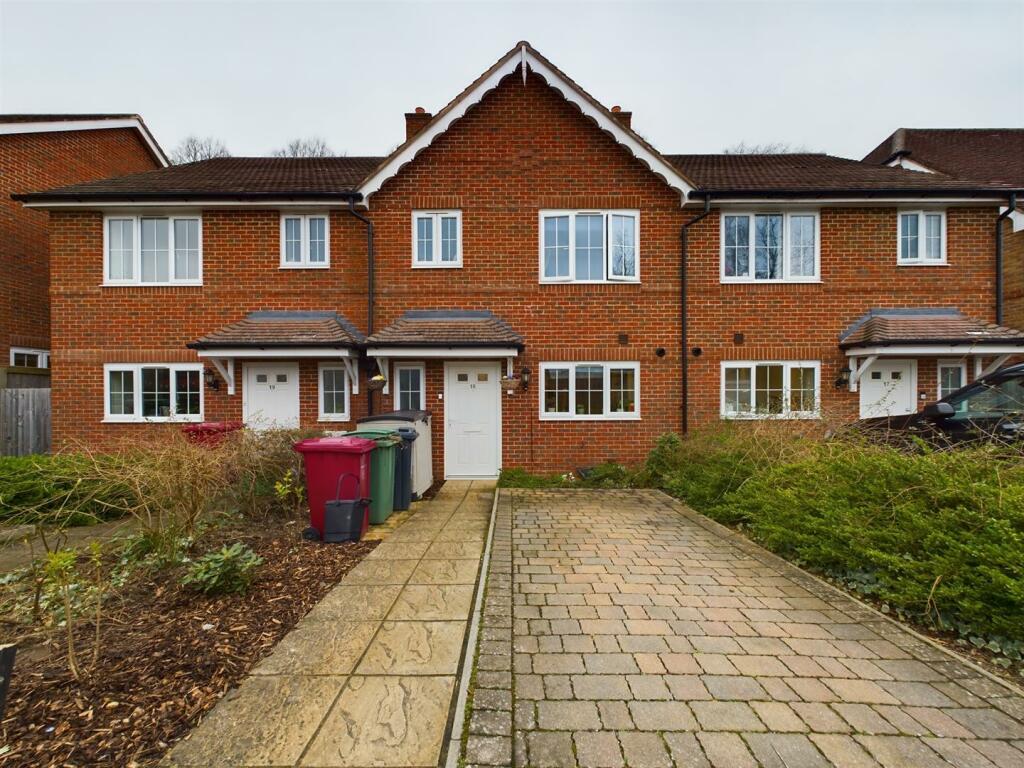 3 bedroom house for sale in Larissa Close, Tilehurst, Reading, RG31
