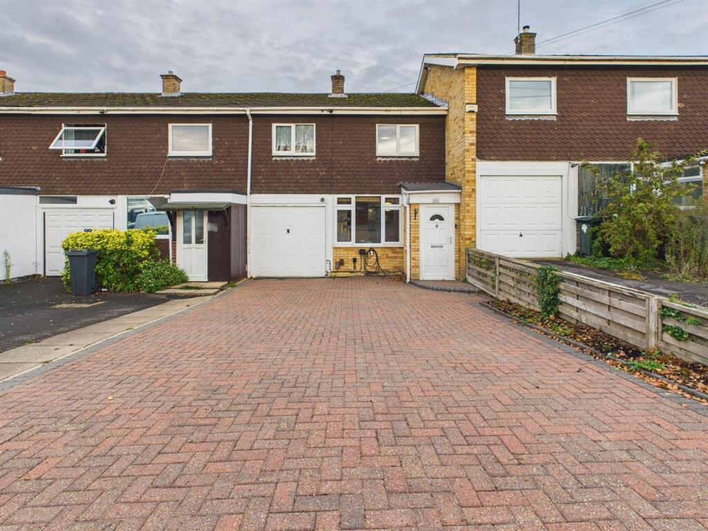 Main image of property: Corwen Road, Tilehurst, Reading