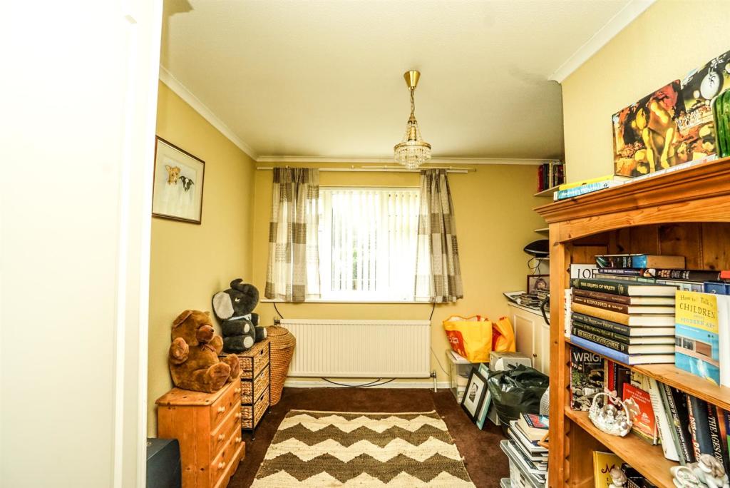 2 bedroom flat for sale in Charles Road, St. LeonardsOnSea, TN38