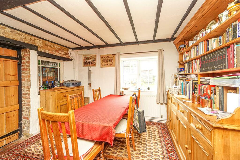 Houses For Sale Battery Hill Fairlight at David Cates blog