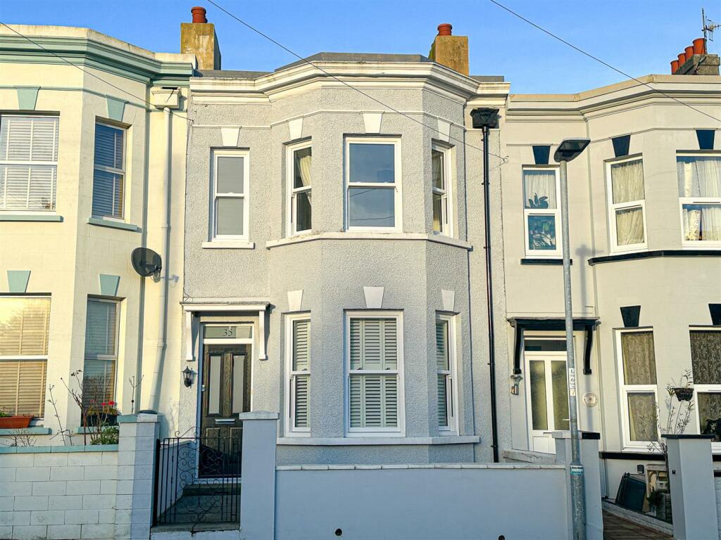 3 bedroom terraced house for sale in Alma Terrace, St. Leonardsonsea, TN37