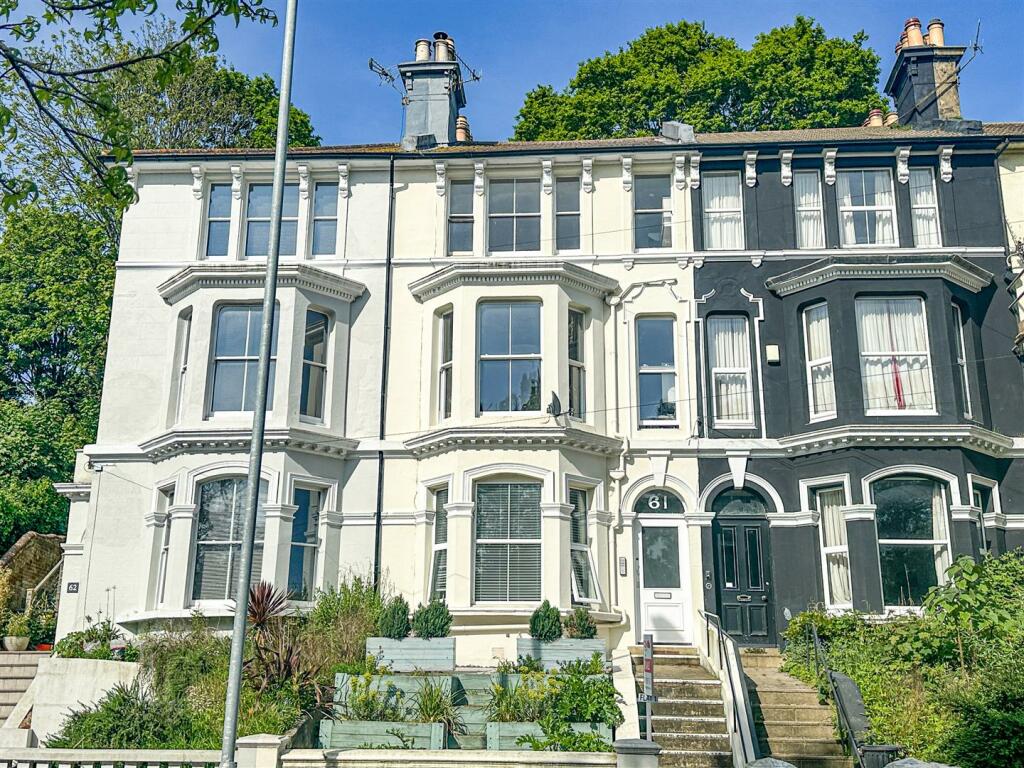 1 bedroom flat for sale in St. Helens Road, Hastings, TN34