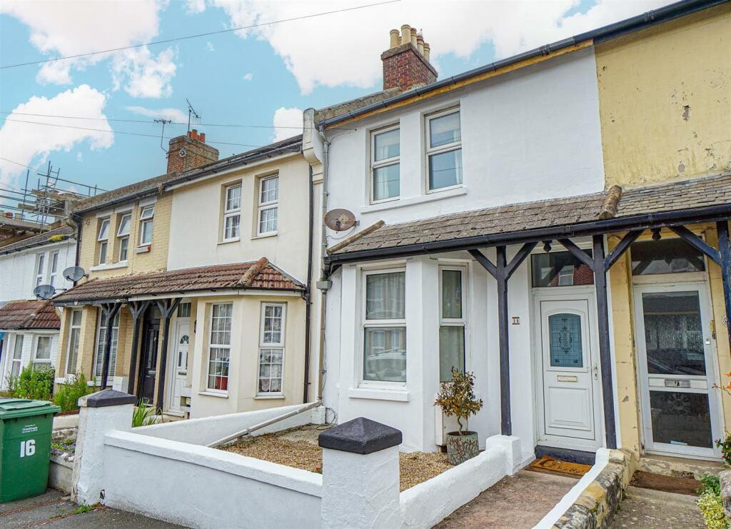 3 bedroom terraced house for sale in Paynton Road, St. LeonardsOnSea
