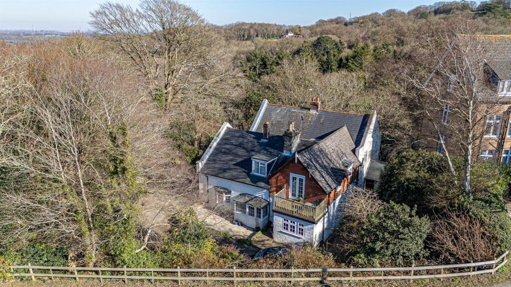 Main image of property: Stonestile Lane, Hastings