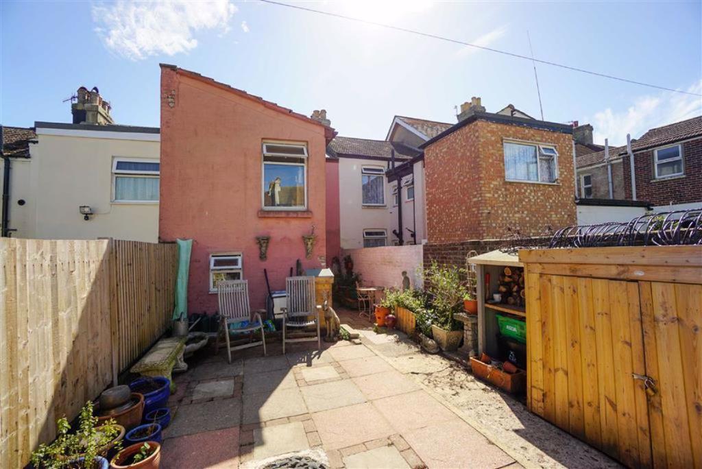 3 bedroom terraced house for sale in Alma Terrace, St. Leonardsonsea