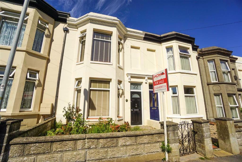 3 bedroom terraced house for sale in Alma Terrace, St. Leonardsonsea