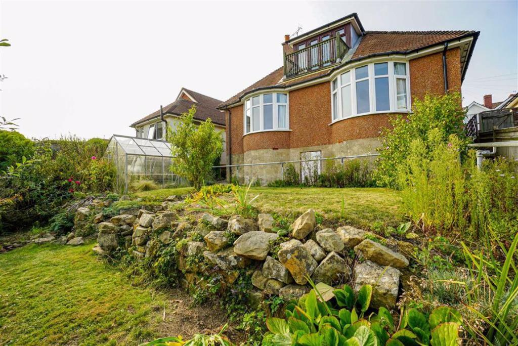 4 bedroom detached bungalow for sale in Fairlight Avenue, Hastings