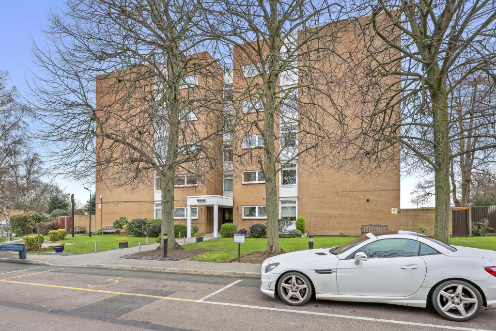 Main image of property: The Bowls, Chigwell, Essex, IG7