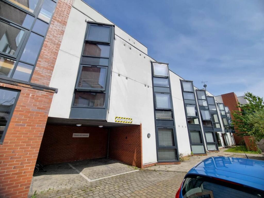 Main image of property: 47 St Michaels Lane , Headingley, Leeds 