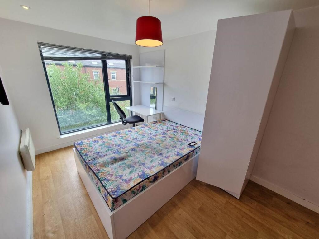 Main image of property: 47 St Michaels Lane , Headingley, Leeds
