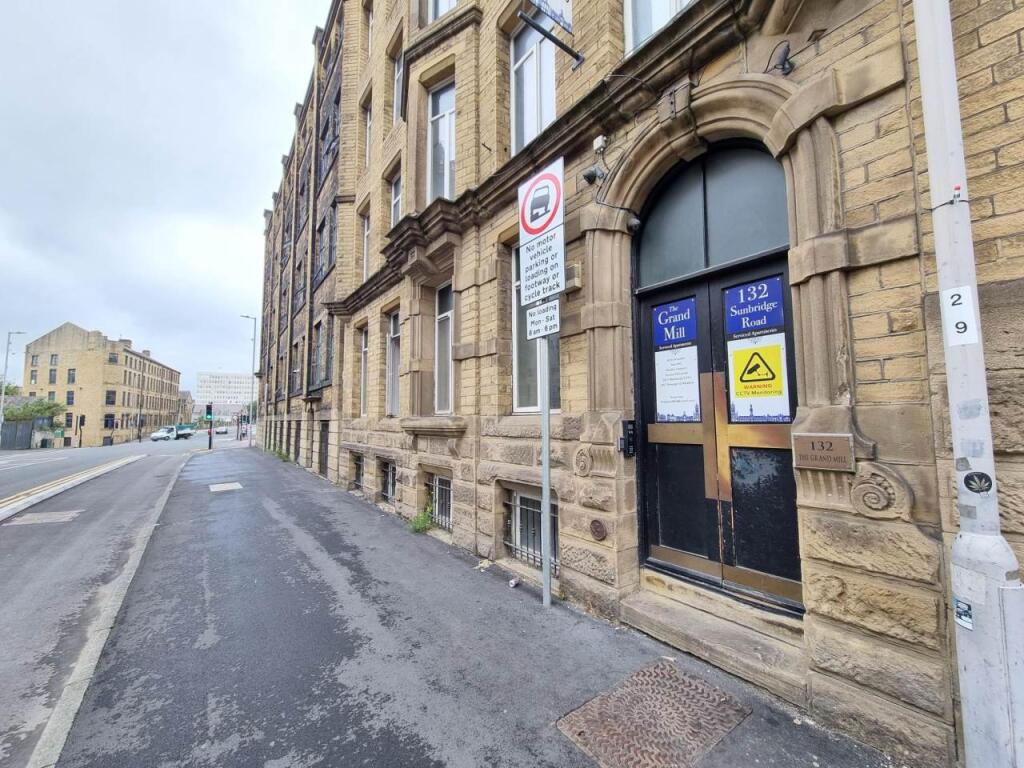 Main image of property: 132 Sunbridge Road , Bradford , West Yorkshire