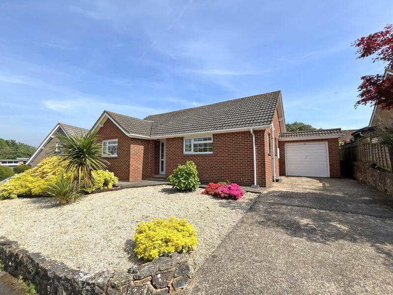 2 bedroom detached bungalow for sale in Balfours, Sidmouth, EX10