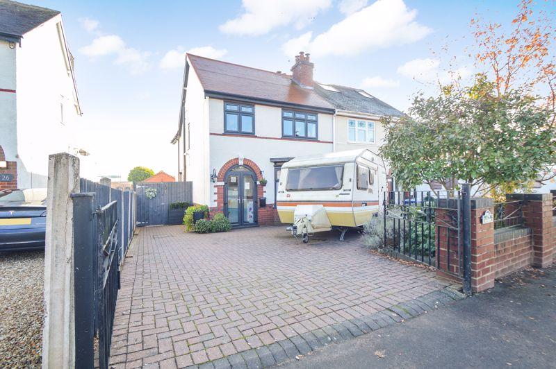 4 bedroom semidetached house for sale in Hyde Lane, KINVER, SOUTH