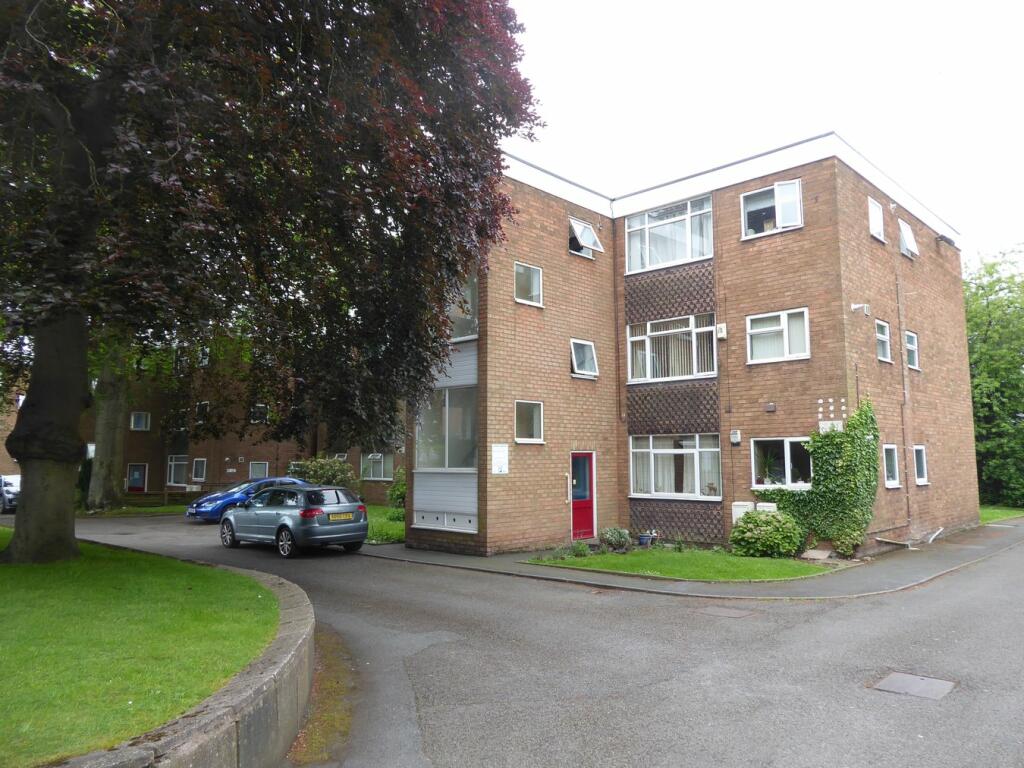 2 bedroom flat for sale in Lichfield Road, Rushall, Walsall, WS4
