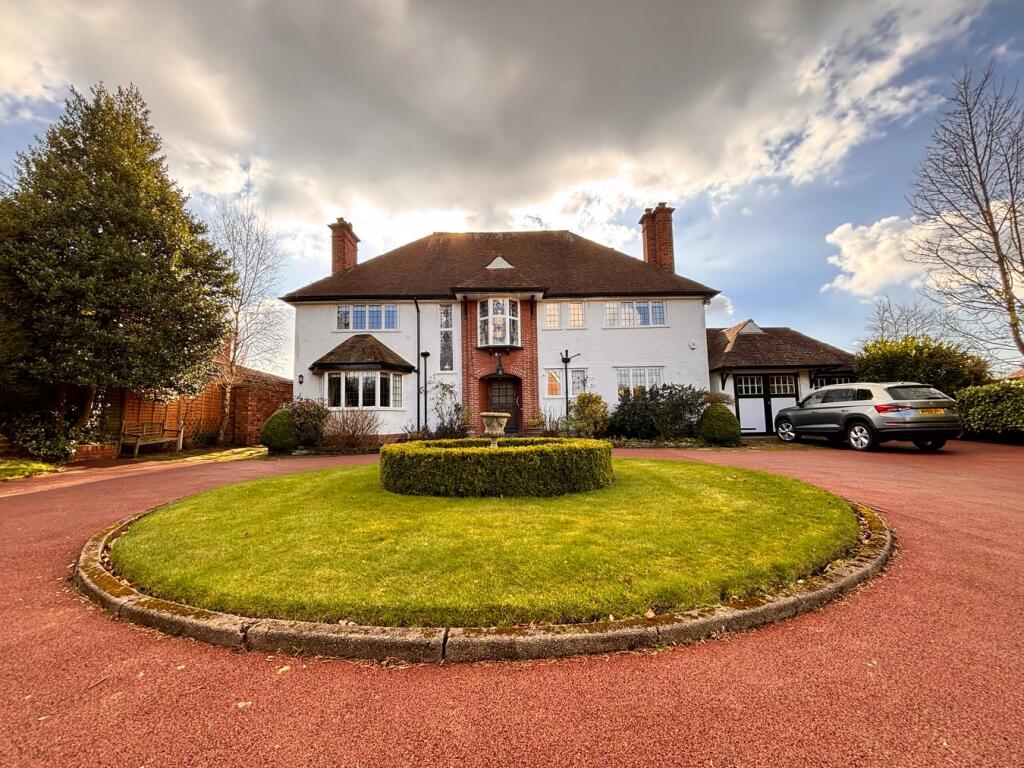 Main image of property: Ambergate Close, Bloxwich, Walsall, WS3