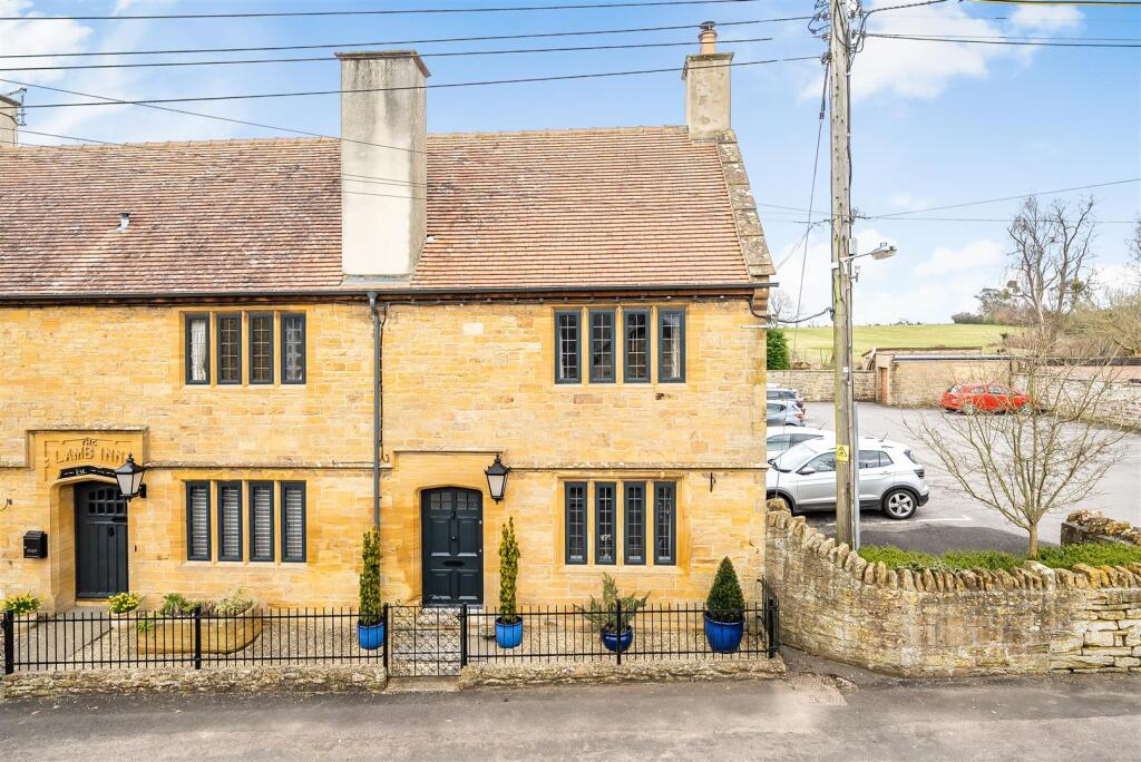 Main image of property: 9 Vicarage Street, Tintinhull, Yeovil