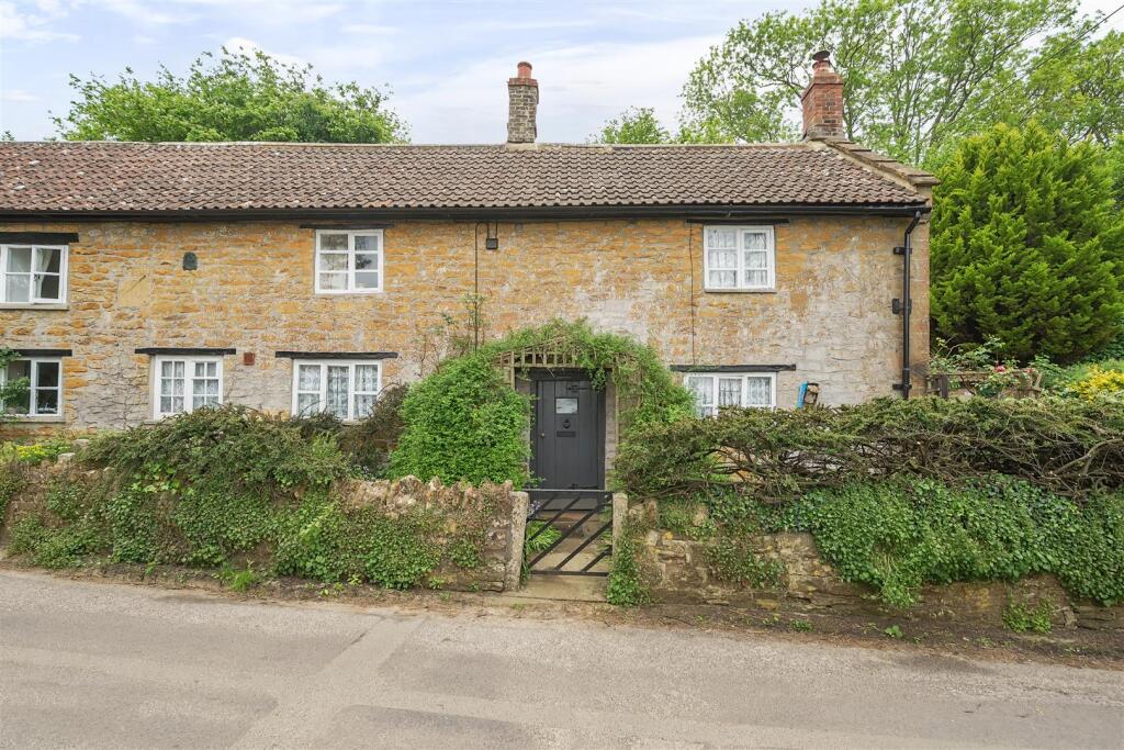 Main image of property: Snails Hill, West Chinnock, Crewkerne
