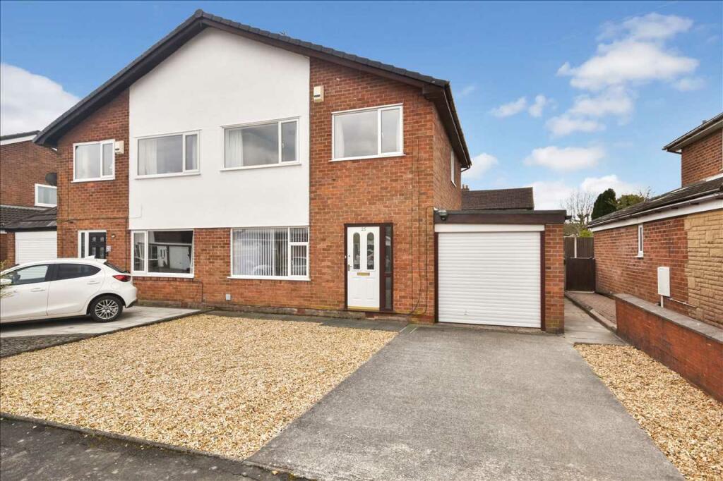 3 bedroom semidetached house for sale in Windsor Drive, Brinscall