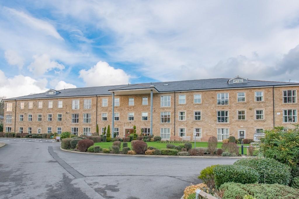 2 bedroom apartment for sale in Apartment 38, Sutton Court, Cornmill