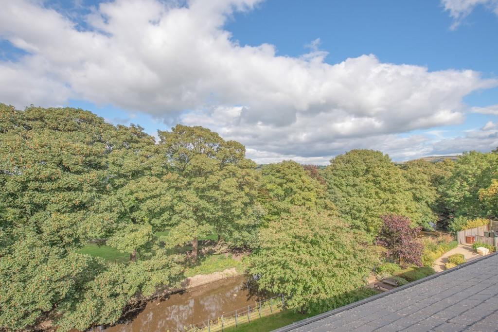 2 bedroom apartment for sale in Apartment 38, Sutton Court, Cornmill