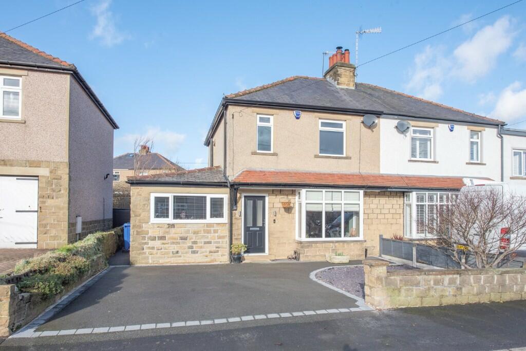 4 bedroom semidetached house for sale in 24 Hazel Grove Road, Sutton