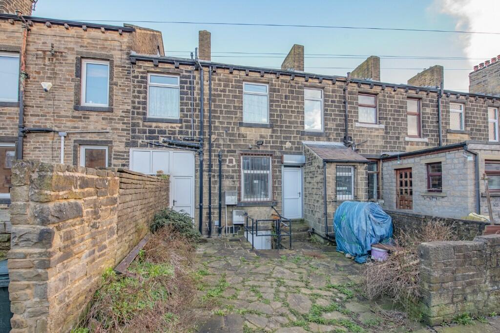 Additional property image - 10 Ashville Terrace, Cross Hills BD20 7LQ