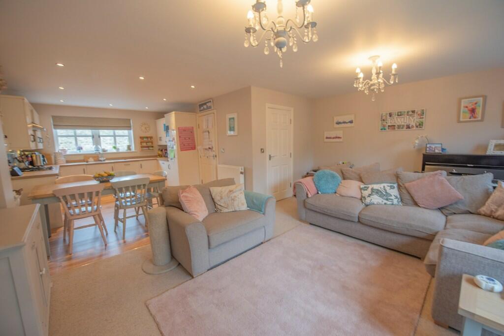 Additional property image - 2 Acre Mews, Cowling BD22 0FP