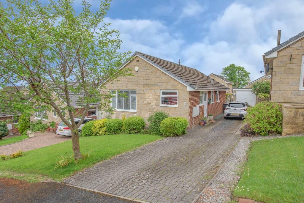 3 bedroom detached bungalow for sale in 7 Hawkcliffe View, Silsden BD20