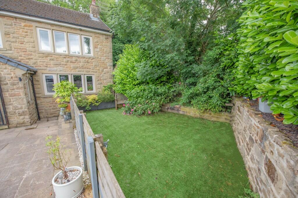 Additional property image - 3 Hall Court, Sutton-in-Craven BD20 7NF