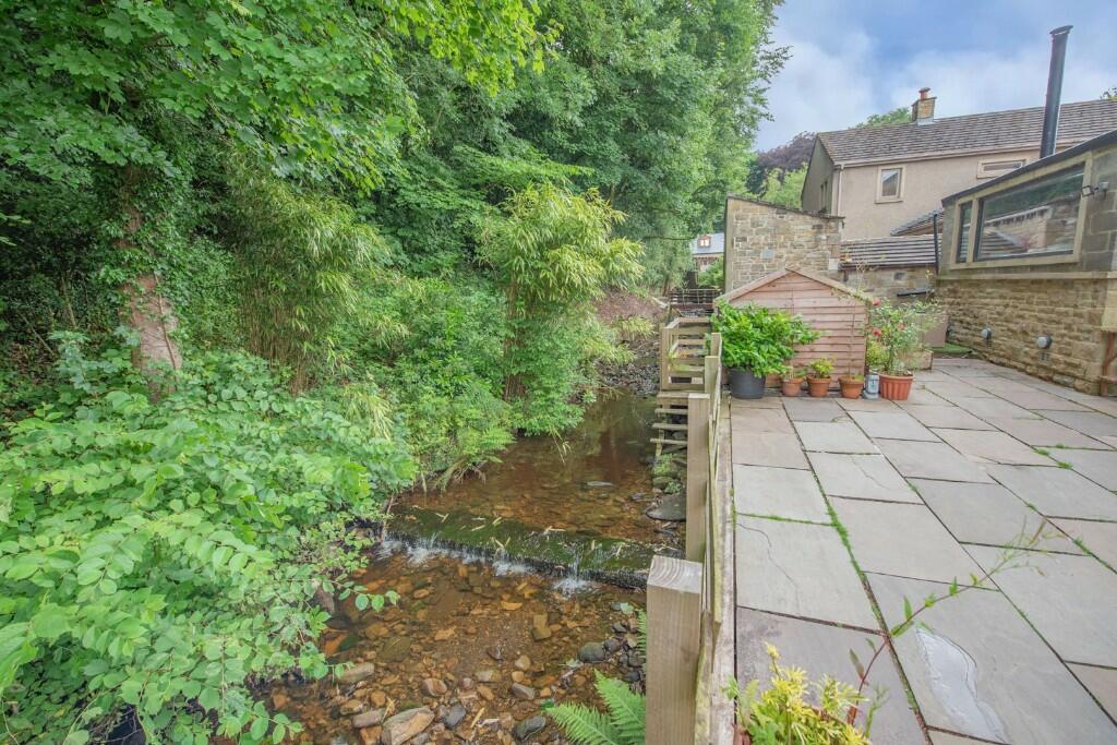 Additional property image - 3 Hall Court, Sutton-in-Craven BD20 7NF